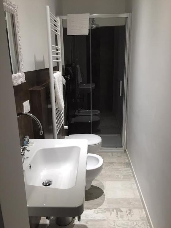 A Casa Di Lu Na Hotel Bologna Kamer foto