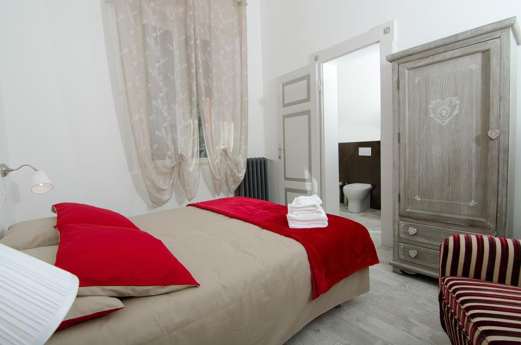 A Casa Di Lu Na Hotel Bologna Kamer foto